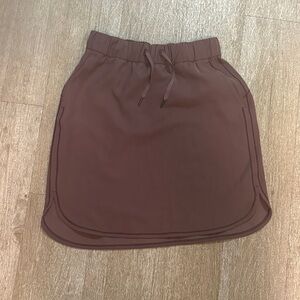 LULULEMON ON THE FLY SKIRT SIZE 6